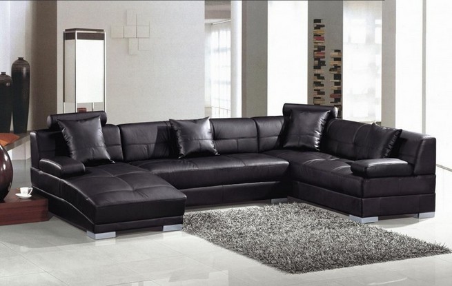 Small sectional sofas for any living room size