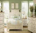 Bedroom design ideas with black furniture