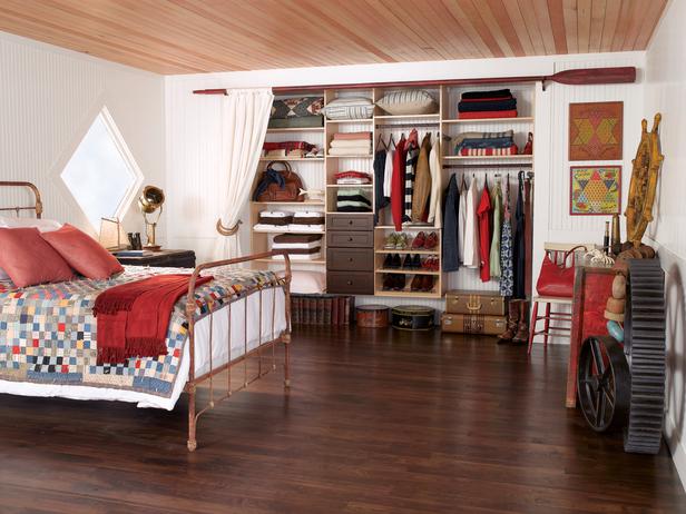 Free standing closets bedroom
