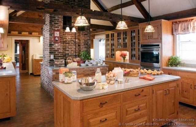 Light rustic kitchen cabinets