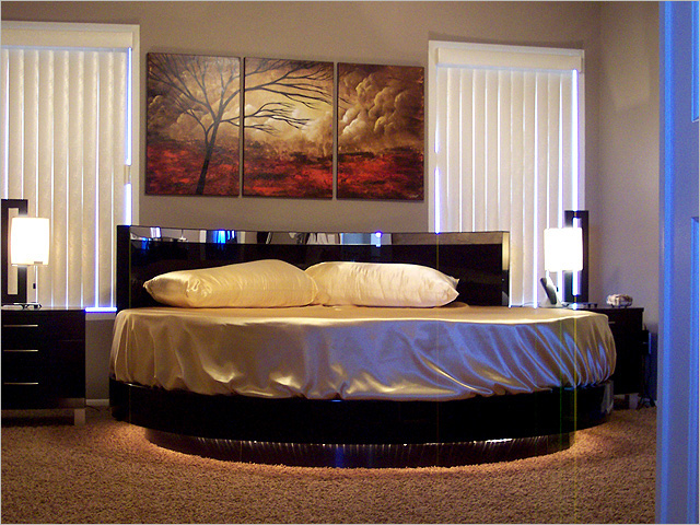 Round bed sheets