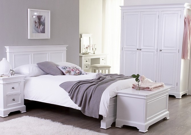 Bedroom furniture white
