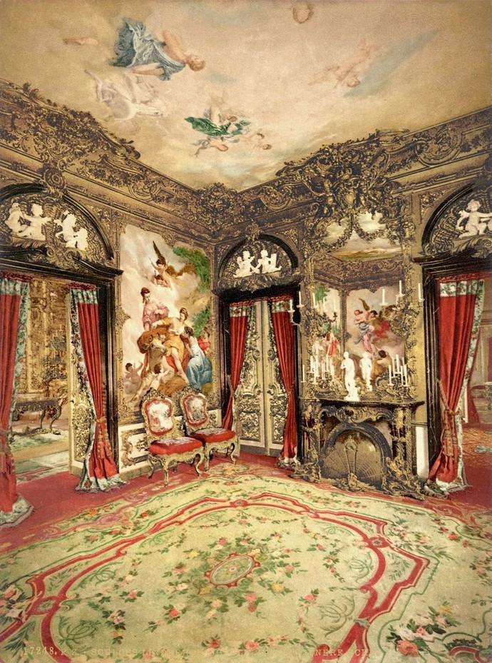 Gobelins Tapestry Workshop Paris