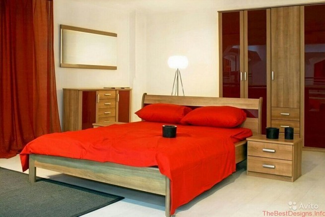 Bedroom Design In Classic Style Wooden Setting
