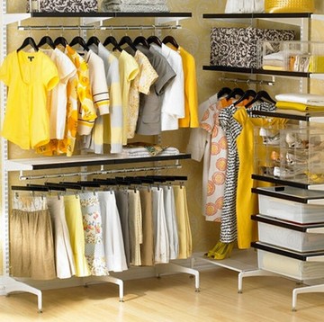 Free standing walk in closet systems