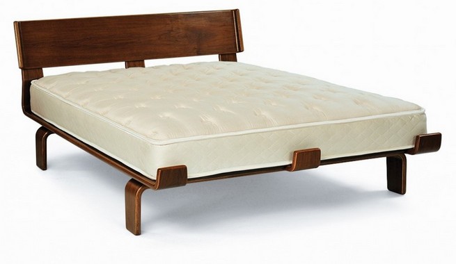 Platform bed queen mattress