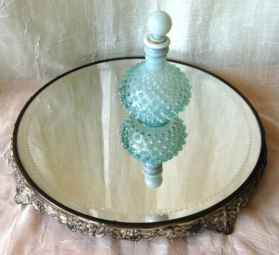 Mirrored dresser tray