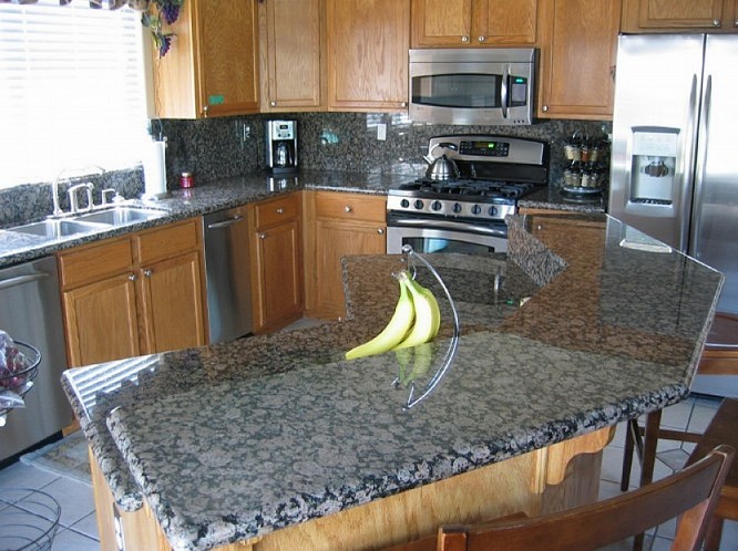 Advantages of kitchen granite countertops