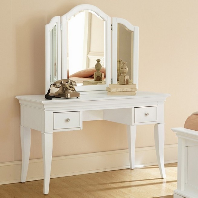 Bedroom vanity white