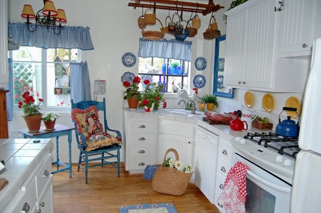 French country kitchen yellow blue
