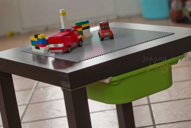 Small Lego Table